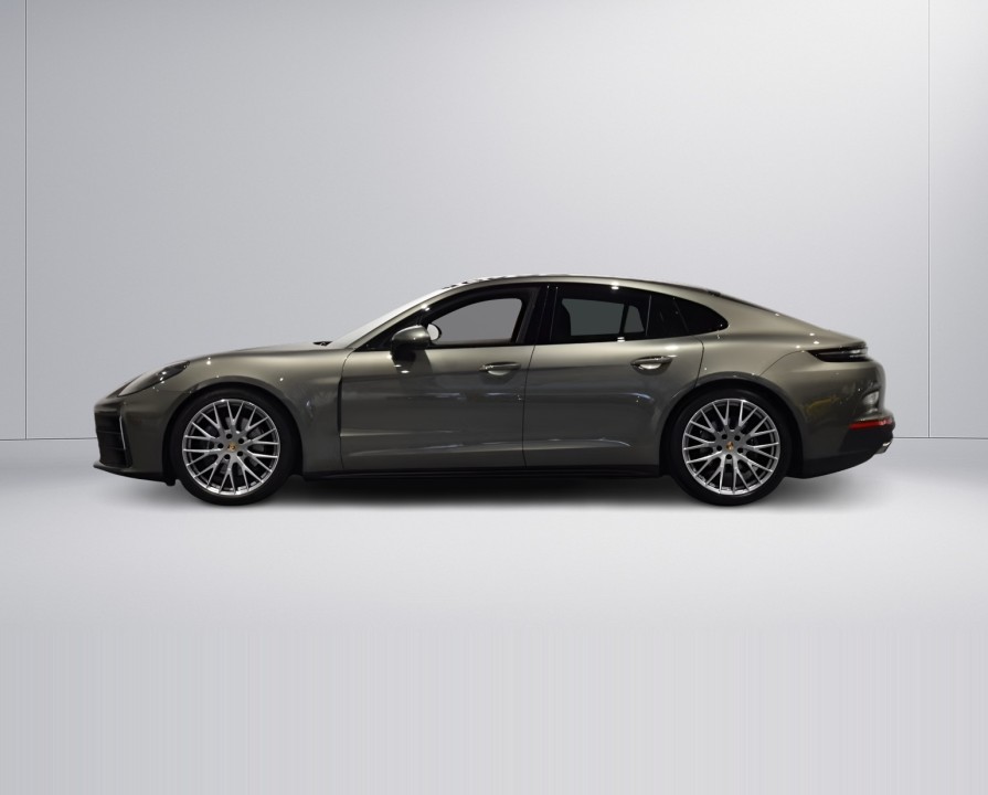 Porsche Panamera 4 (4)