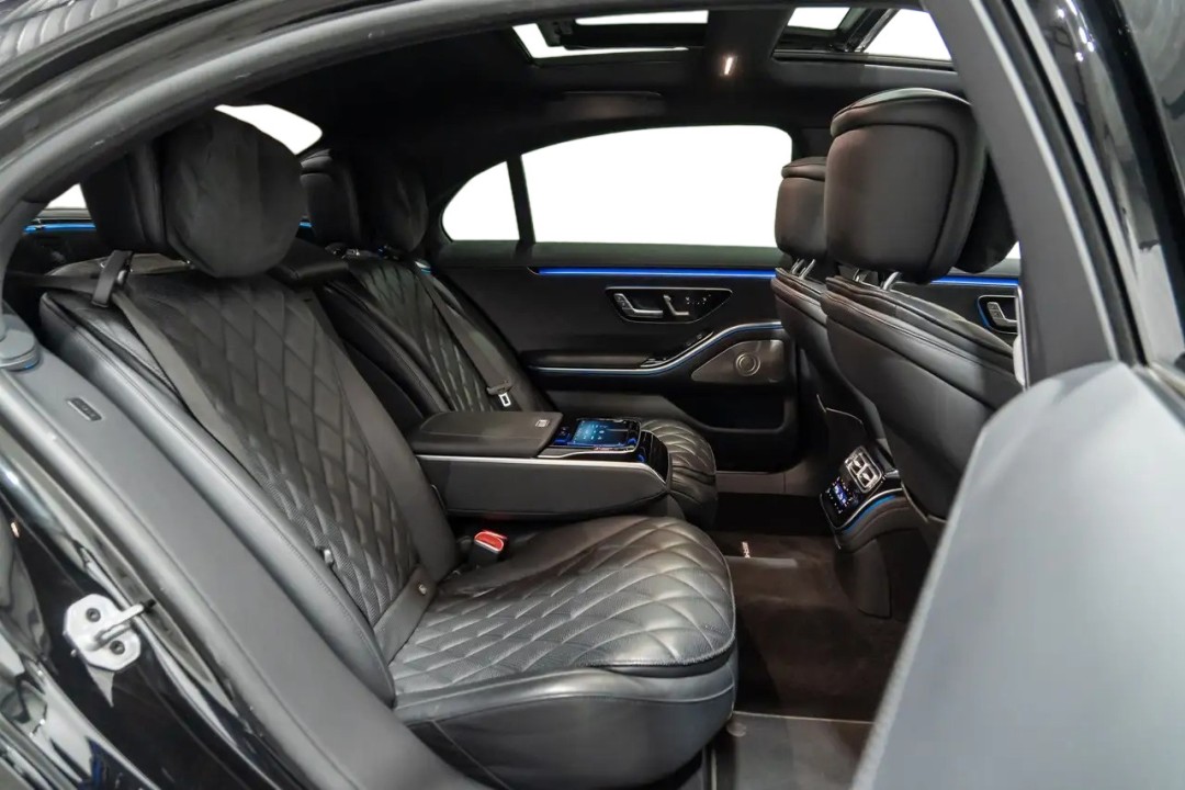 Mercedes-Benz S 580e Long 4MATIC AMG - foto 37