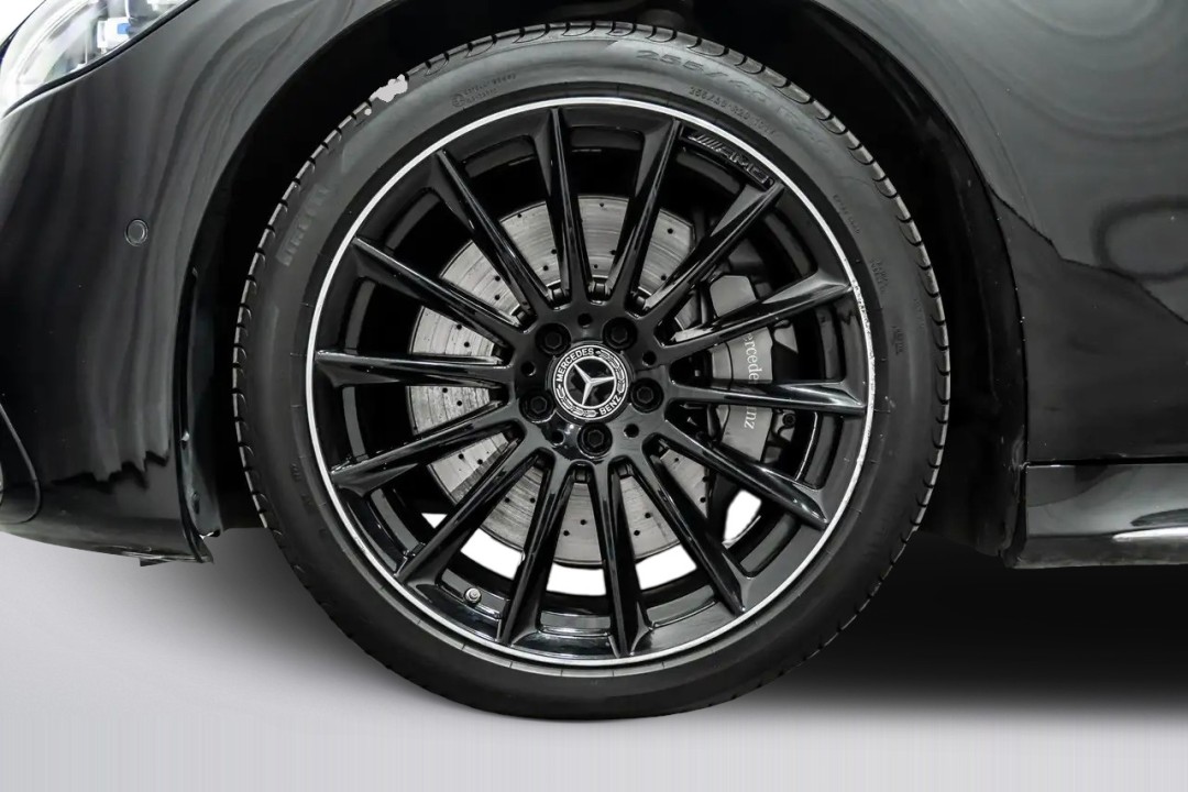 Mercedes-Benz S 580e Long 4MATIC AMG - foto 45