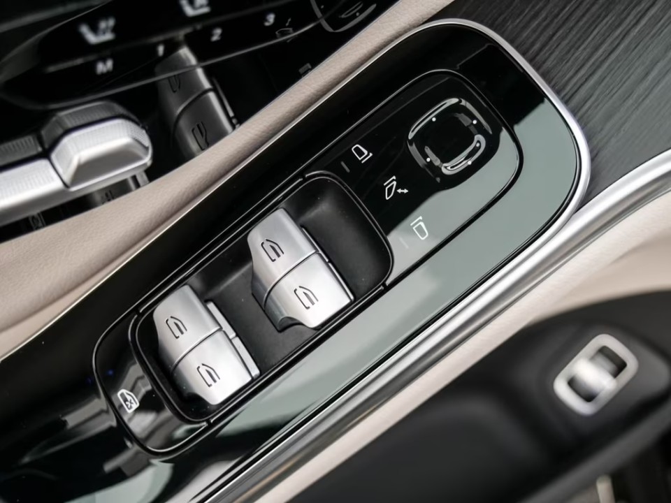 Mercedes-Benz S 580e 4MATIC AMG - foto 9