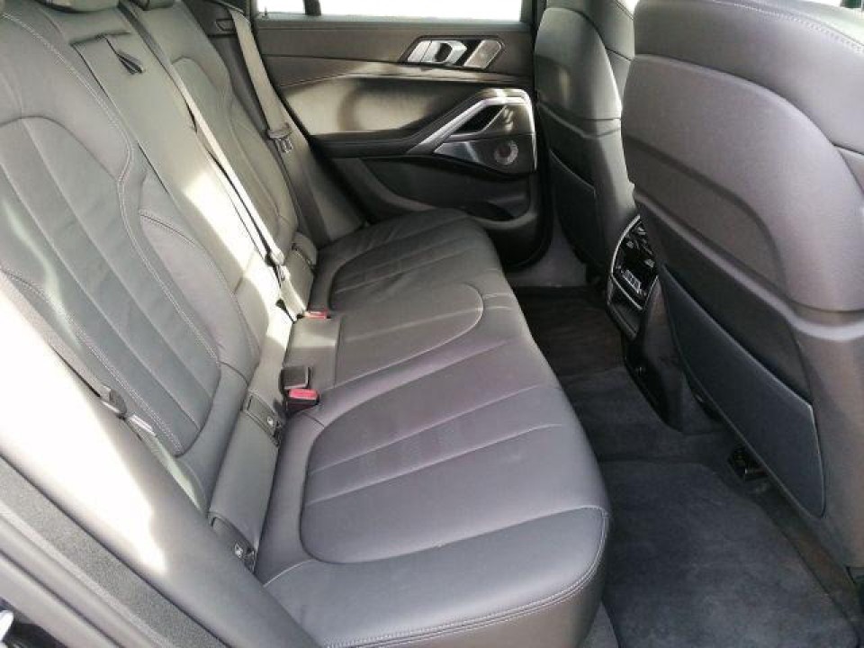 BMW X6 xDrive40d - foto 27