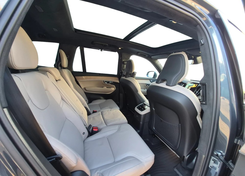 Volvo XC 90 T8 AWD Ultra Bright - foto 16
