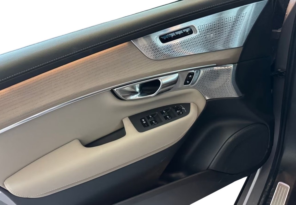 Volvo XC 90 T8 AWD Ultra Dark - foto 15