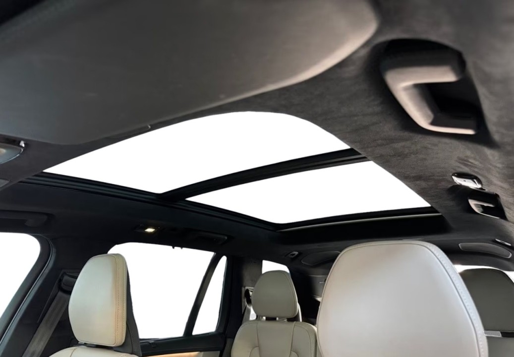 Volvo XC 90 T8 AWD Ultra Dark - foto 14