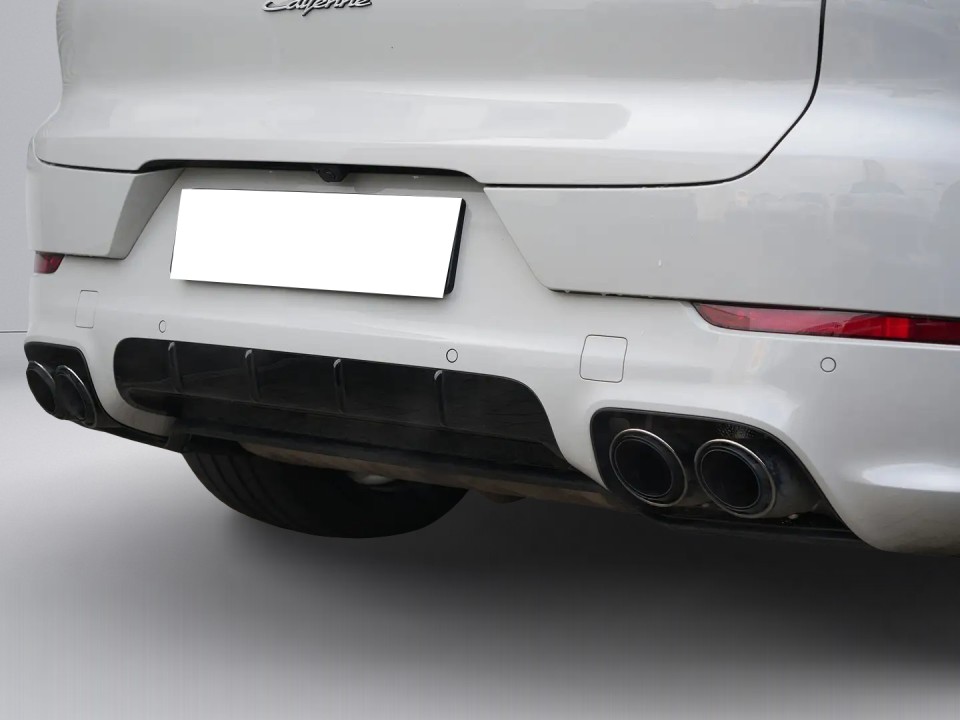 Porsche Cayenne Coupe E-Hybrid - foto 11