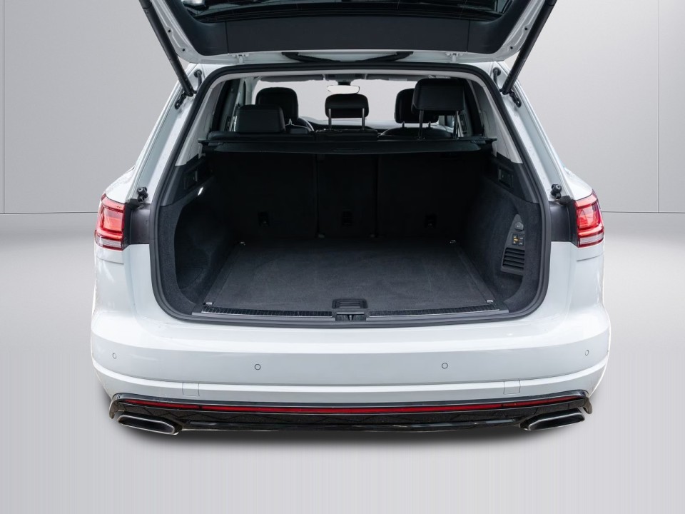 Volkswagen Touareg R-Line 3.0TDI 4Motion - foto 16