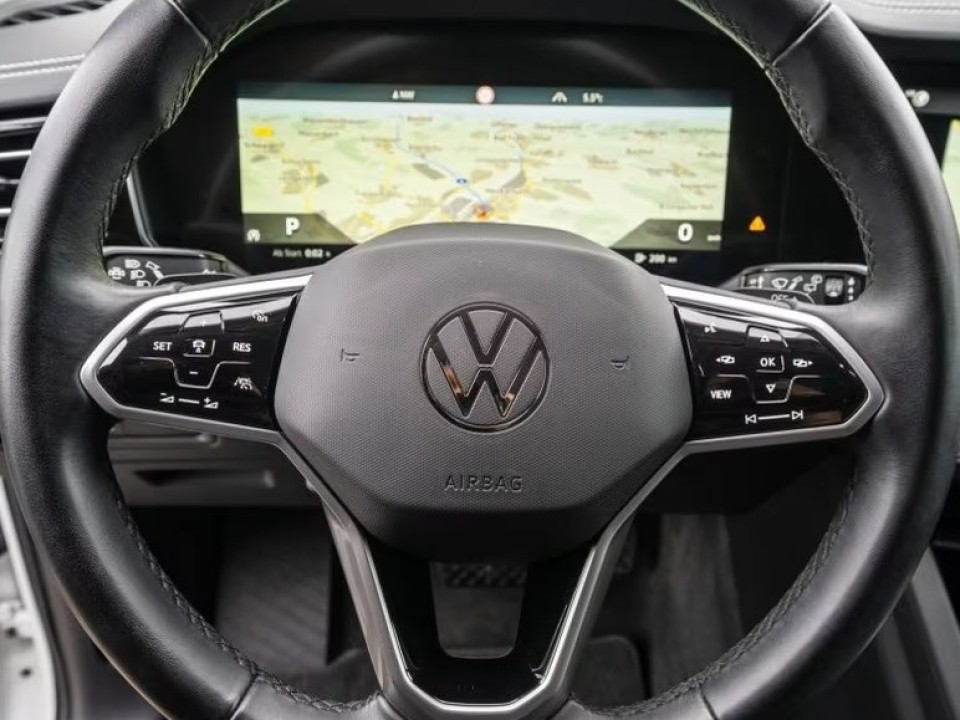 Volkswagen Touareg R-Line 3.0TDI 4Motion - foto 8