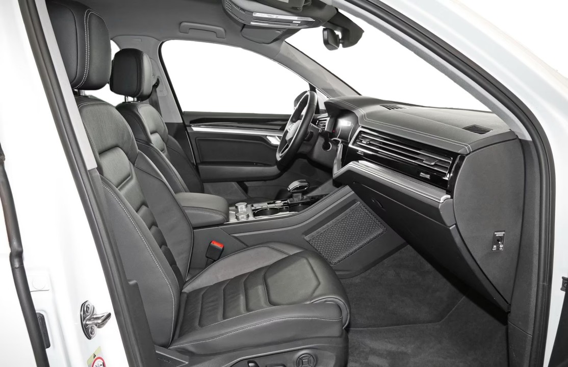 Volkswagen Touareg 3.0 TDI R-Line 4Motion - foto 7