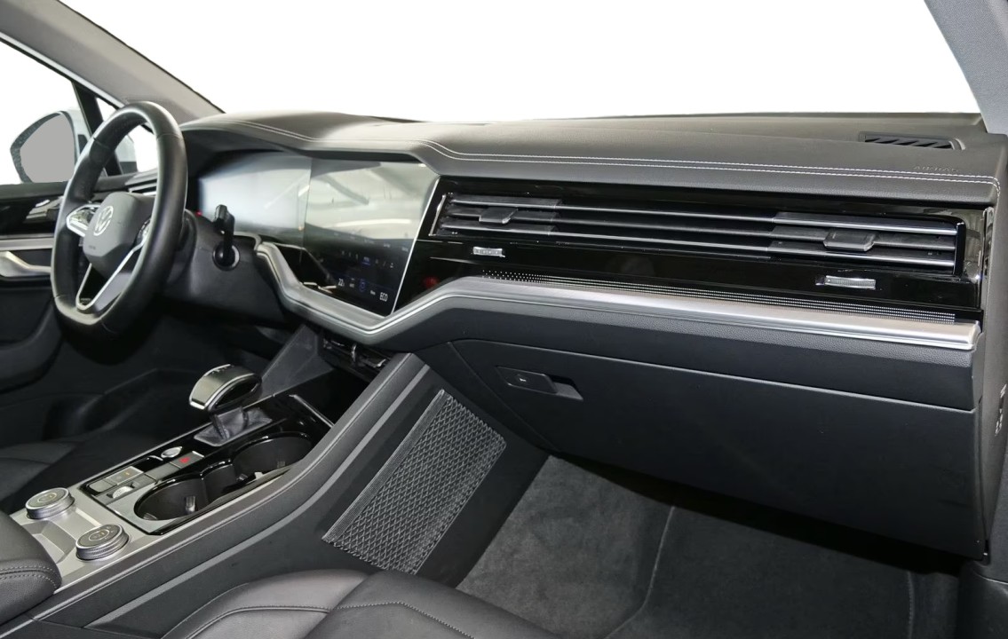 Volkswagen Touareg 3.0 TDI R-Line 4Motion - foto 8