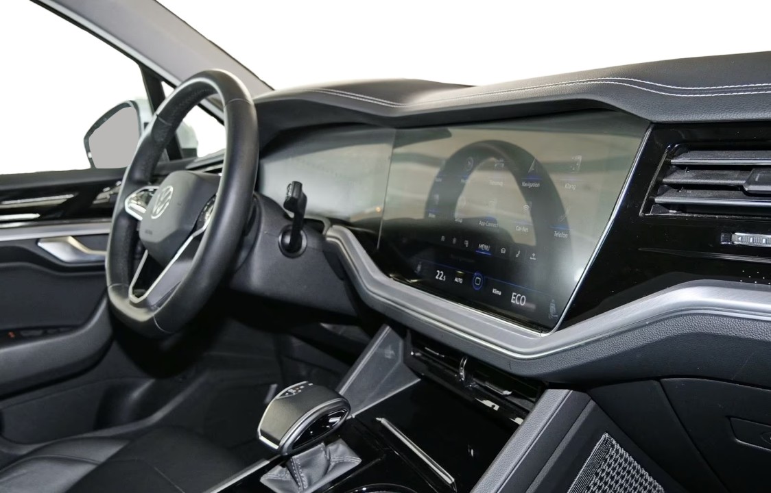 Volkswagen Touareg 3.0 TDI R-Line 4Motion (5)