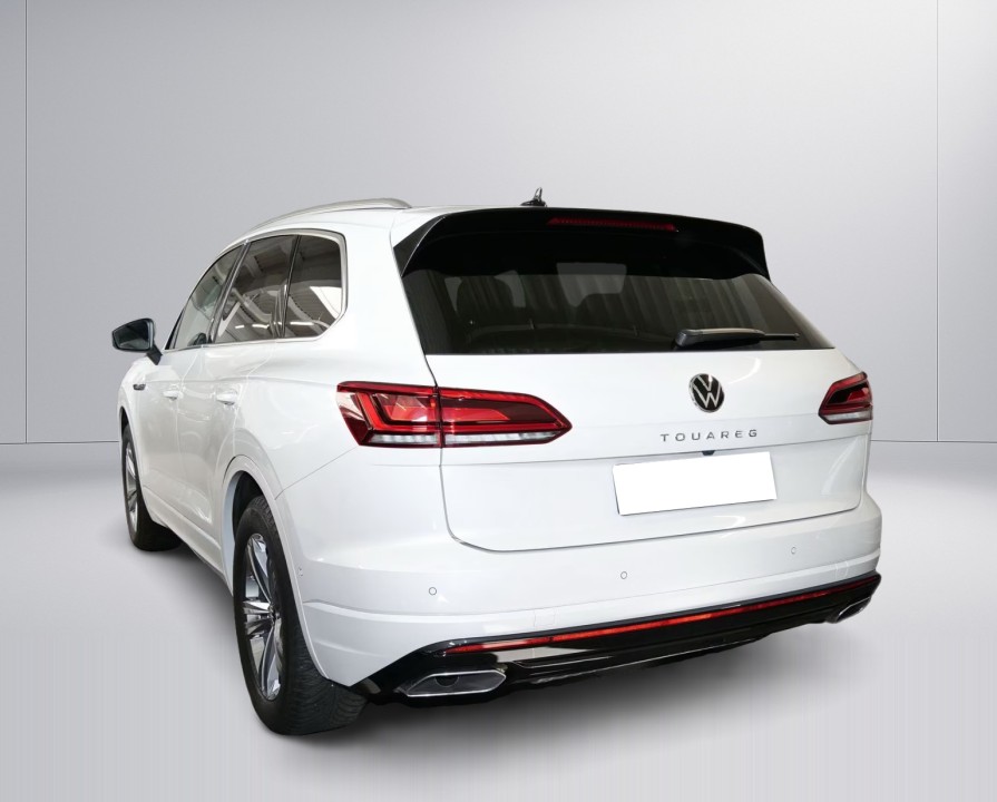 Volkswagen Touareg 3.0 TDI R-Line 4Motion (3)