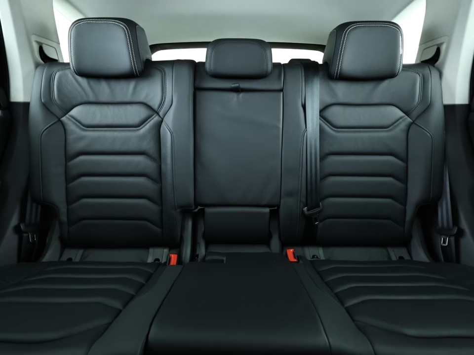 Volkswagen Touareg 3.0 TDI 4Motion - foto 9