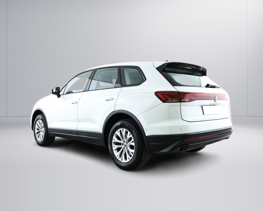 Volkswagen Touareg 3.0 TDI 4Motion (3)