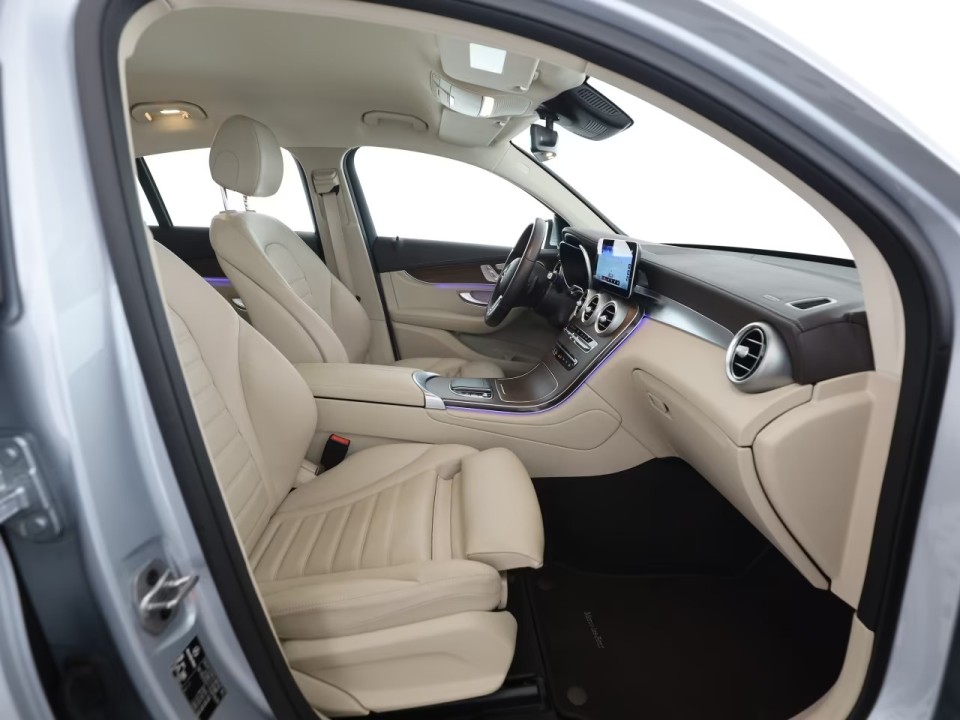 Mercedes-Benz GLC Coupé 300de 4MATIC - foto 10