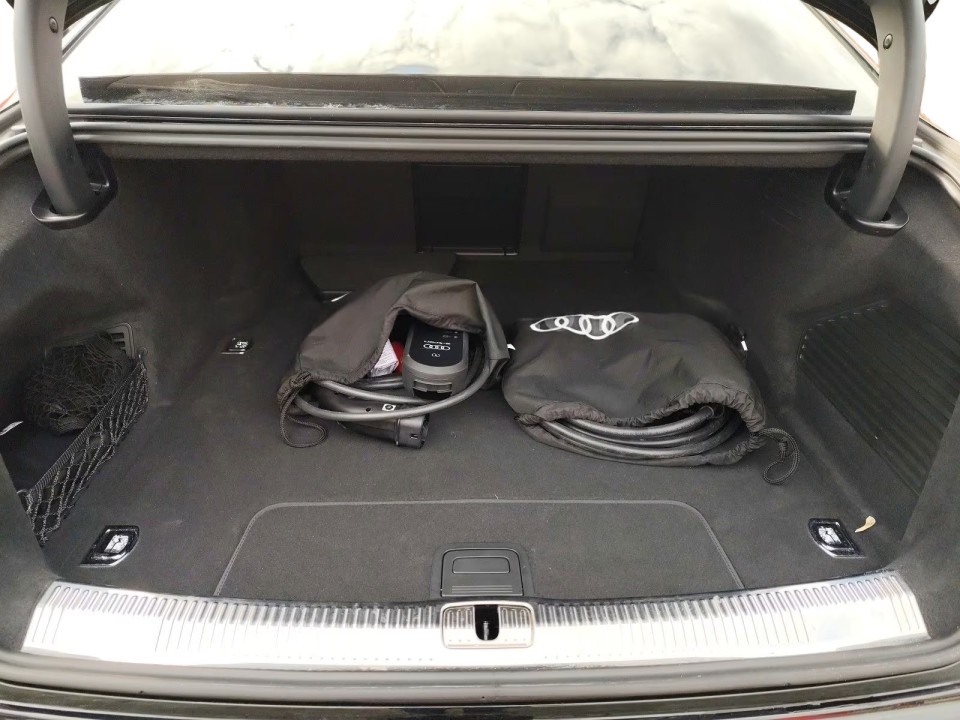 Audi A8 60 TFSIe S-line - foto 18