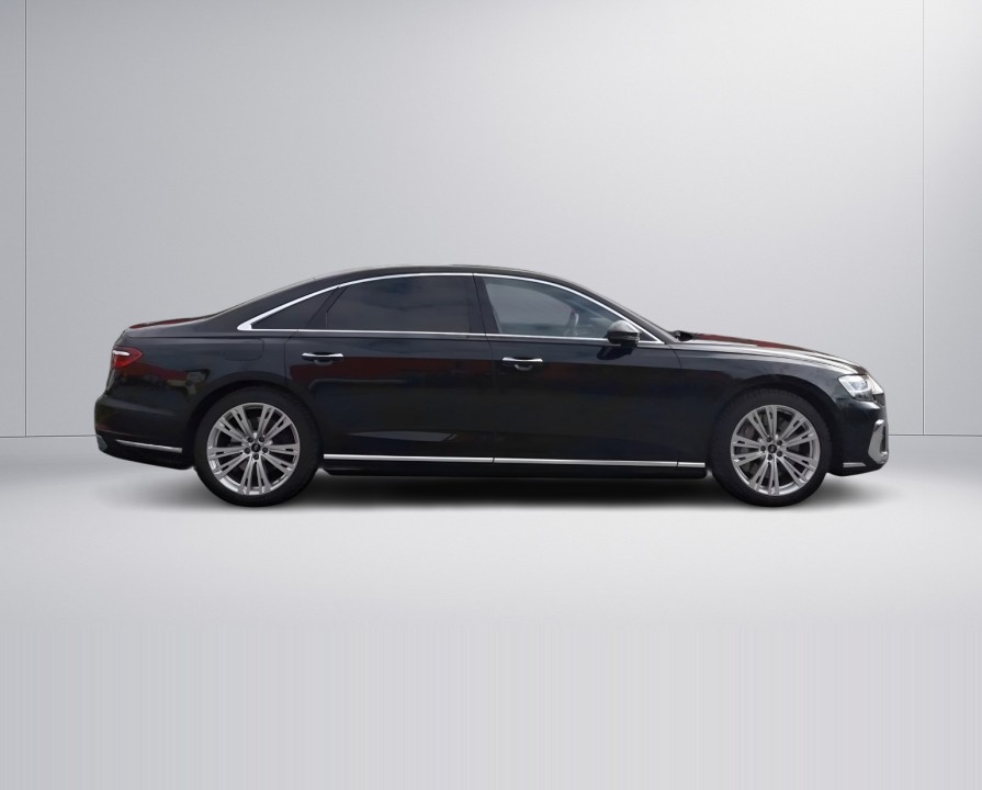 Audi A8 60 TFSIe S-line (2)