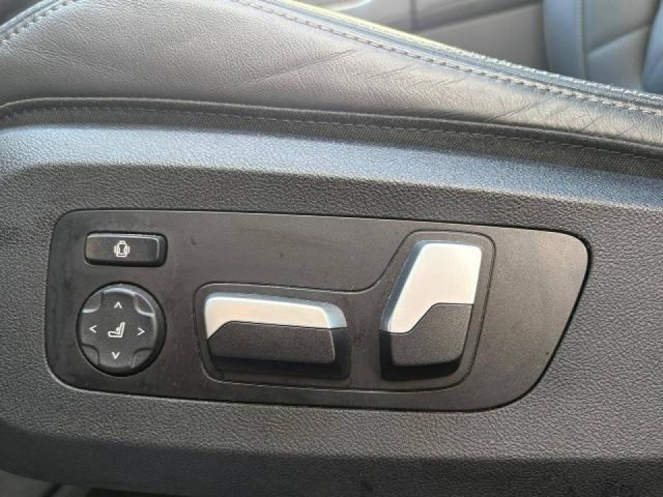 BMW X6 xDrive30d - foto 13