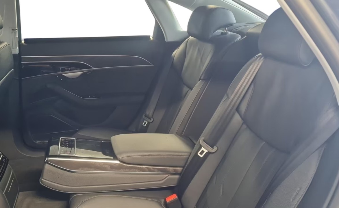 Audi A8 60 TFSIe quattro tiptronic - foto 7