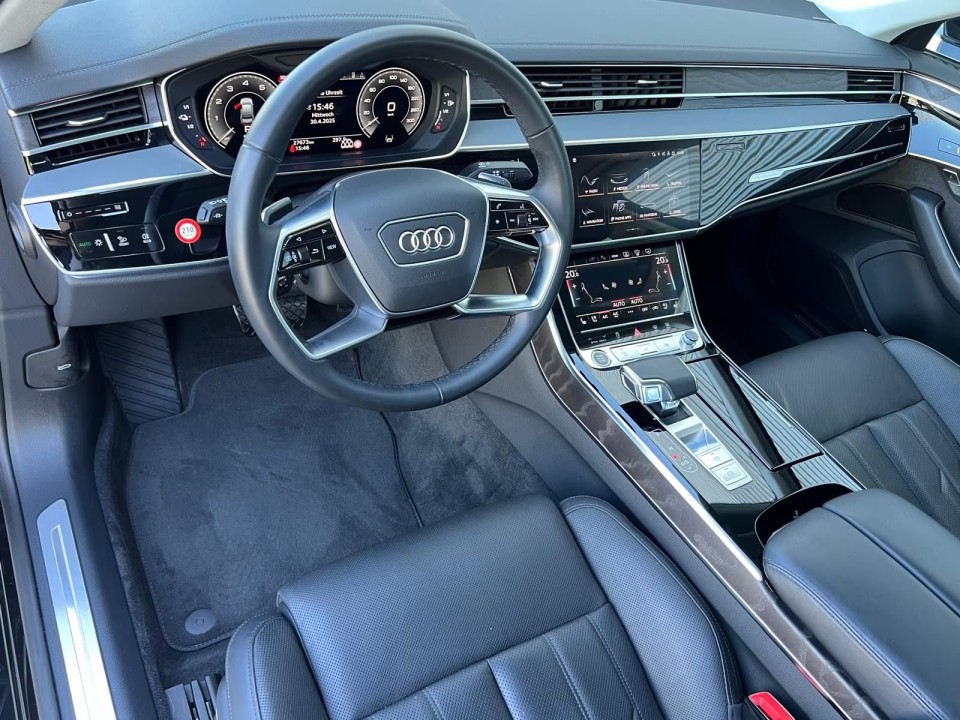 Audi A8 60 TFSIe Quattro - foto 8