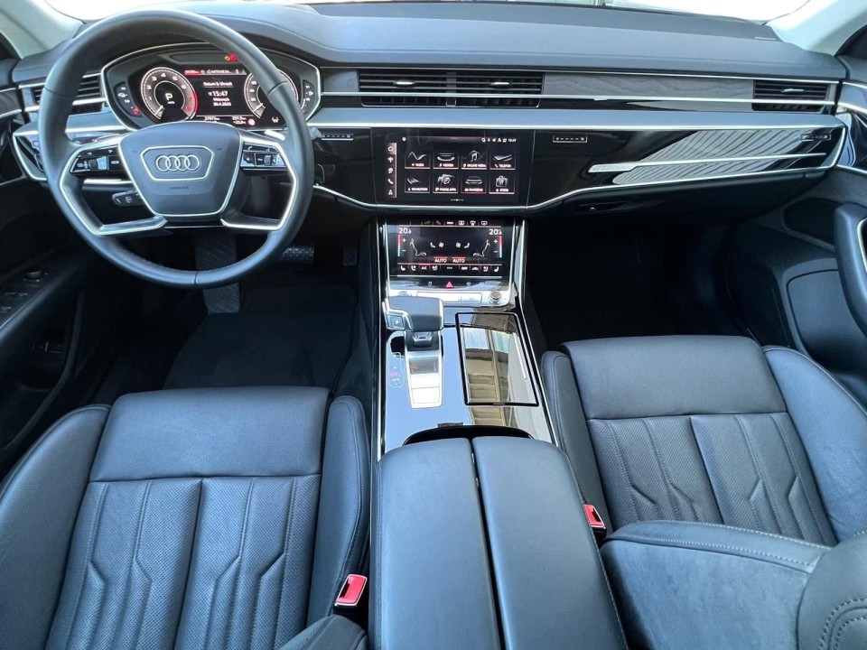 Audi A8 60 TFSIe Quattro - foto 7