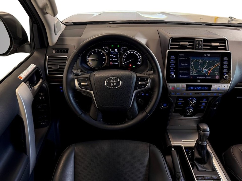 Toyota Land Cruiser Invincible - foto 12
