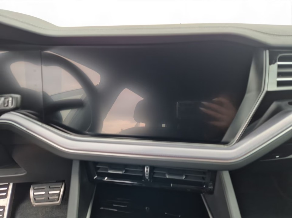 Volkswagen Touareg V6 TDI R-Line - foto 10