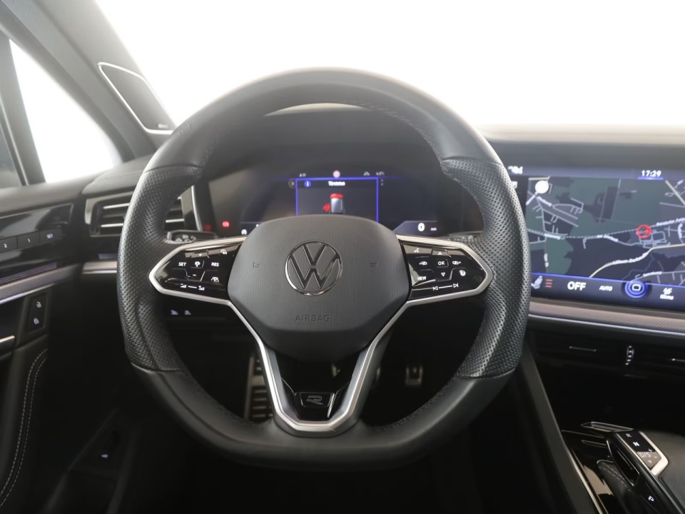 Volkswagen Touareg - foto 10