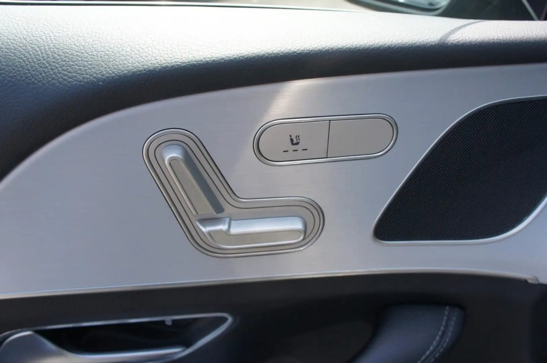 Mercedes-Benz GLE 300d 4MATIC - foto 24