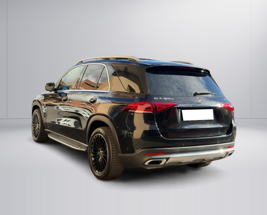 Mercedes-Benz GLE 300d 4MATIC (4)