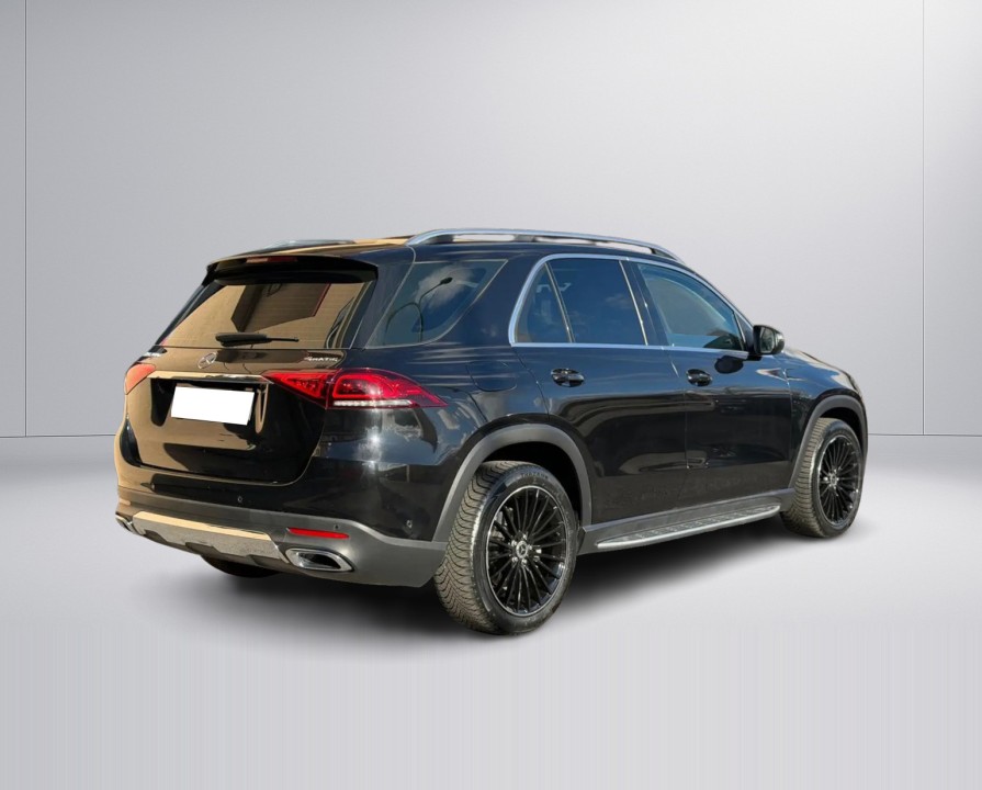 Mercedes-Benz GLE 300d 4MATIC (2)