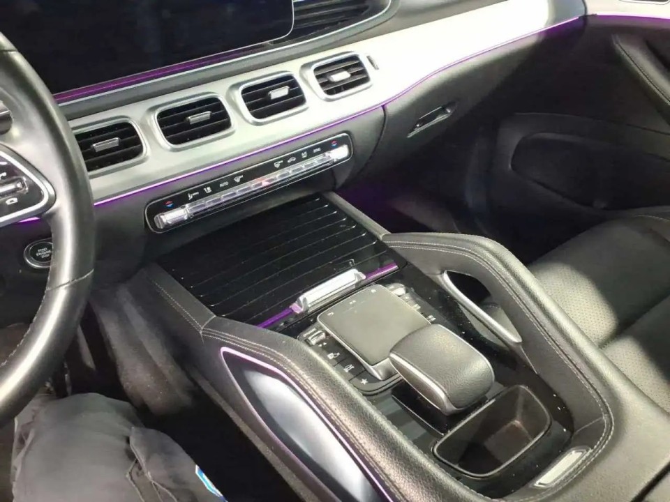 Mercedes-Benz GLE 300d 4MATIC - foto 10