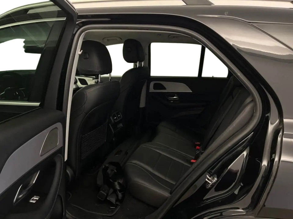 Mercedes-Benz GLE 300d 4MATIC - foto 13