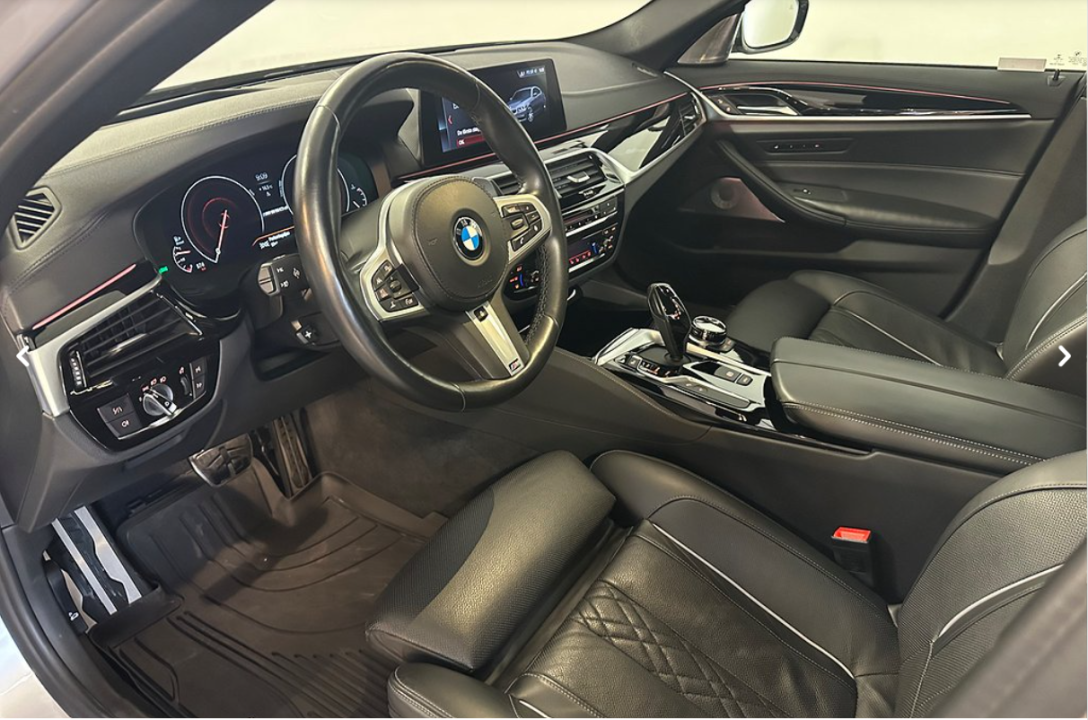 BMW Seria 5 M550d xDrive Sedan Ultimate Edition (5)