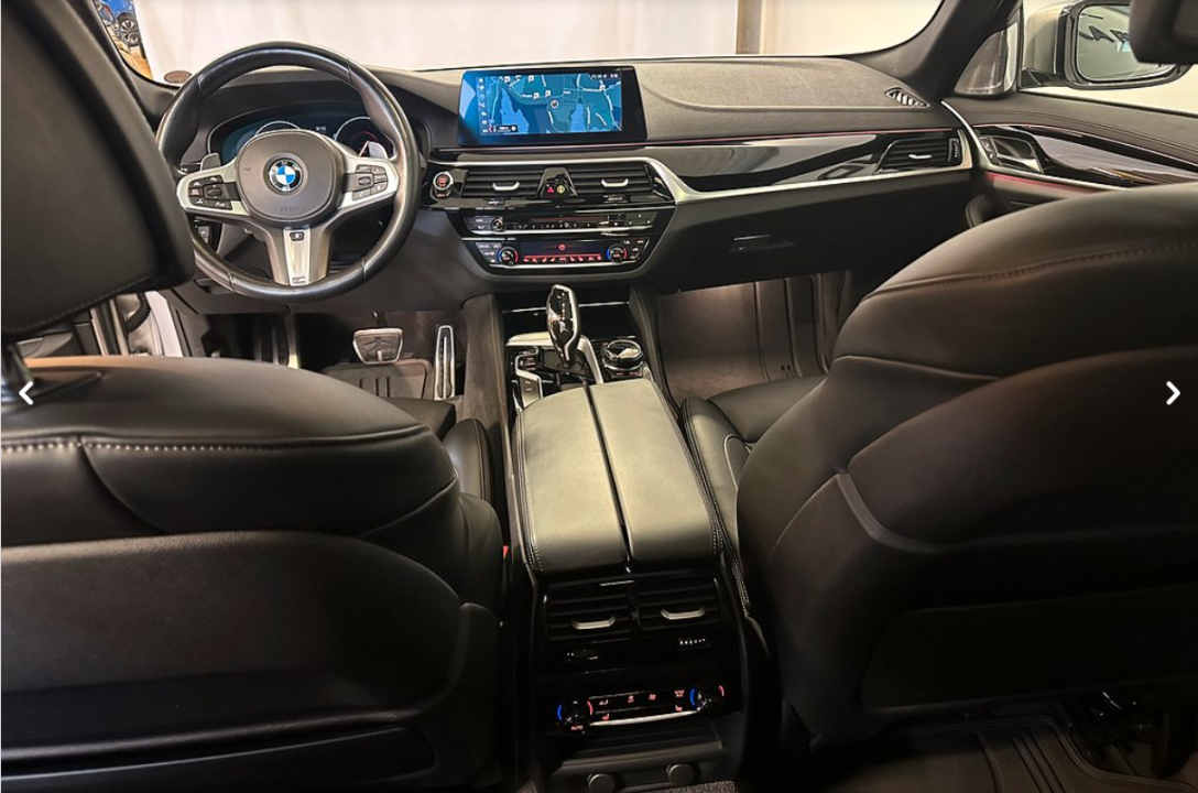 BMW Seria 5 M550d xDrive Sedan Ultimate Edition - foto 9