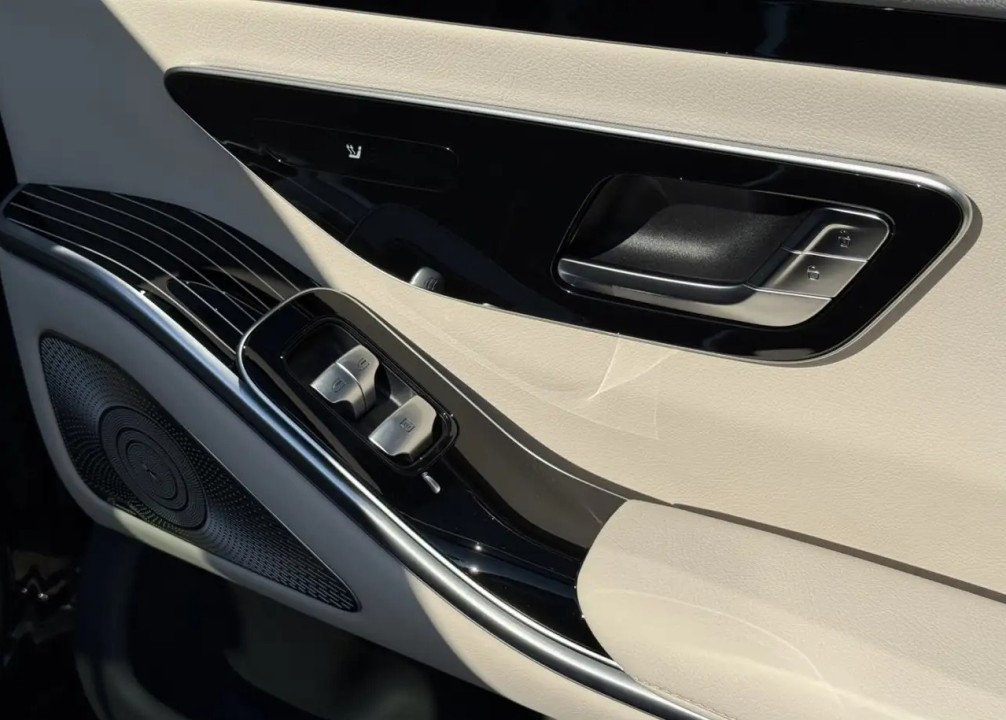 Mercedes-Benz S 450d 4MATIC AMG - foto 11