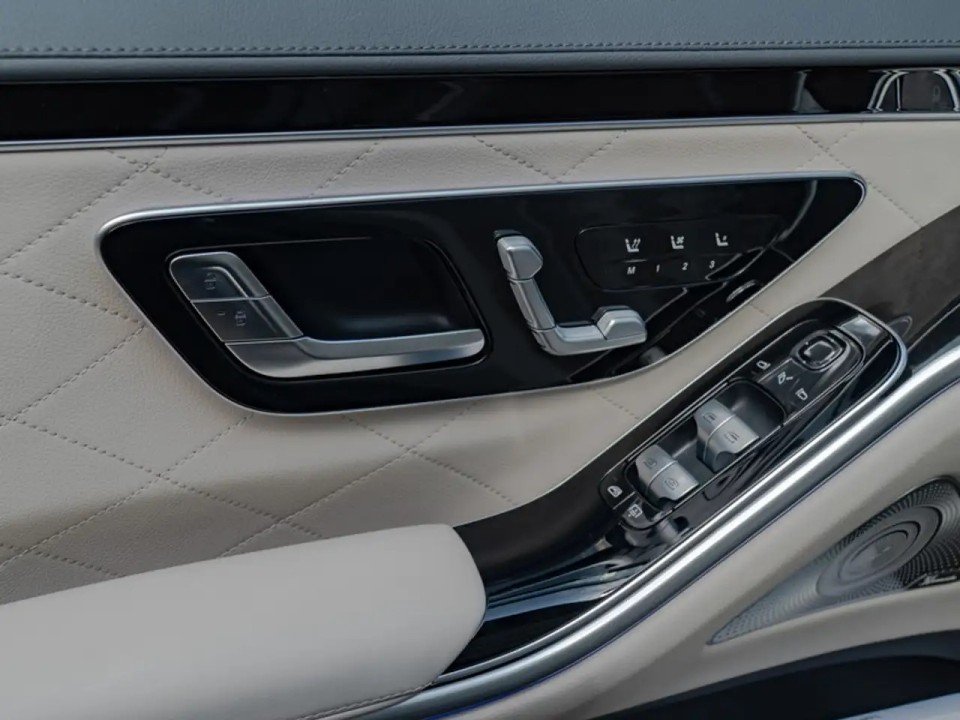 Mercedes-Benz S 450d 4MATIC AMG - foto 12