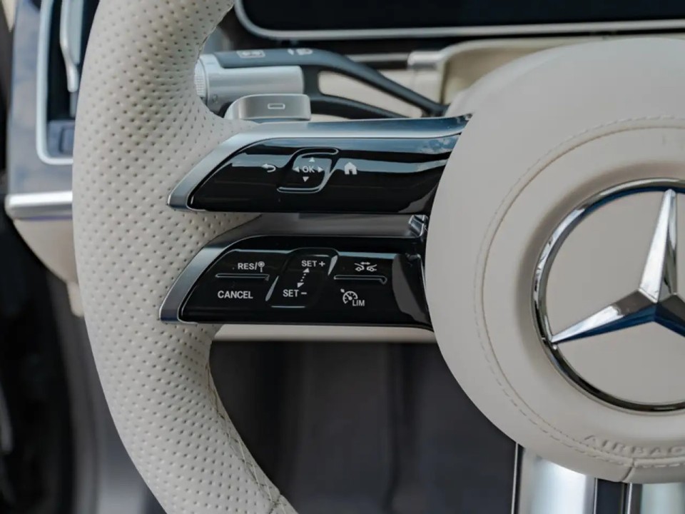 Mercedes-Benz S 450d 4MATIC AMG - foto 8
