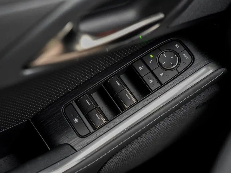 Lexus Seria GX 550 Executive - foto 39