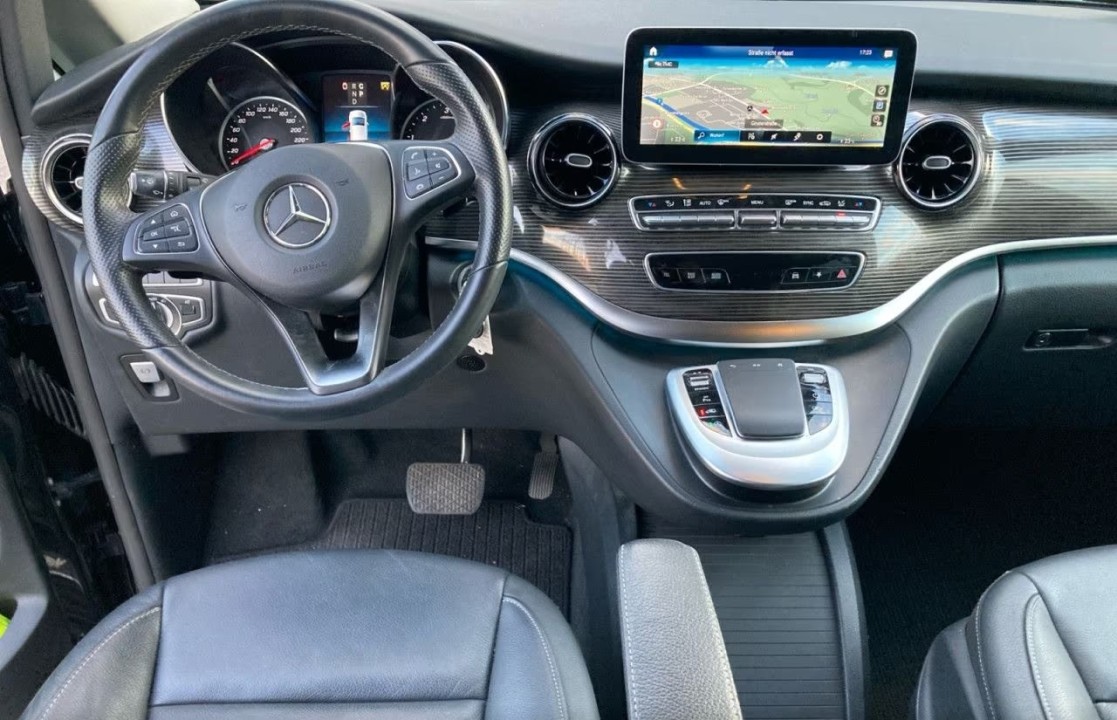 Mercedes-Benz V 220d - foto 10