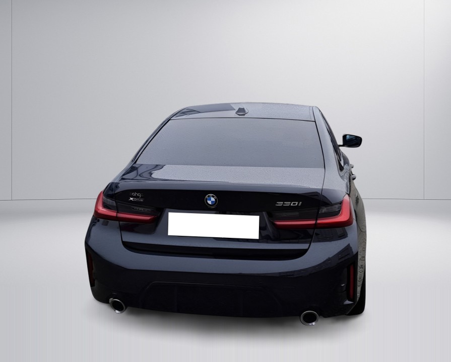 BMW Seria 3 xDrive330i (4)
