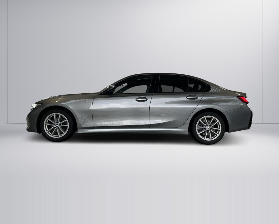 BMW Seria 3 320d (5)