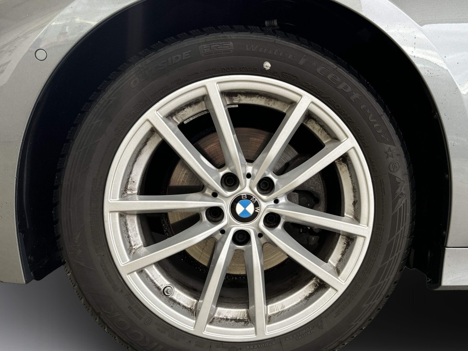 BMW Seria 3 320d - foto 20