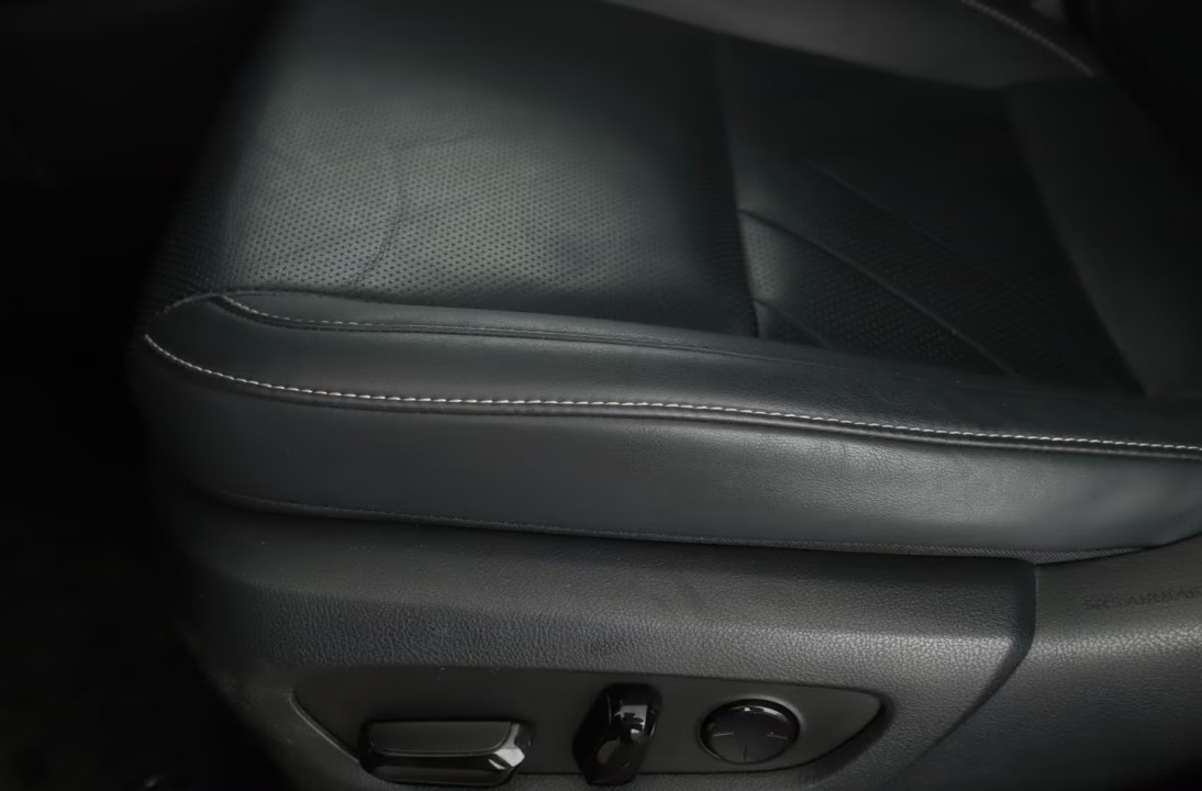 Lexus Seria NX 450h+ - foto 33