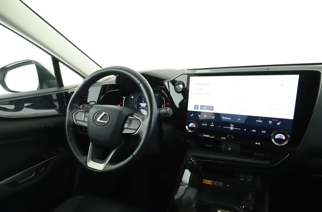 Lexus Seria NX 450h+ - foto 12