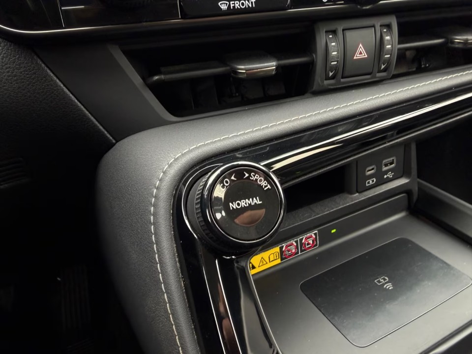 Lexus Seria NX 350h FWD Executive Line - foto 20