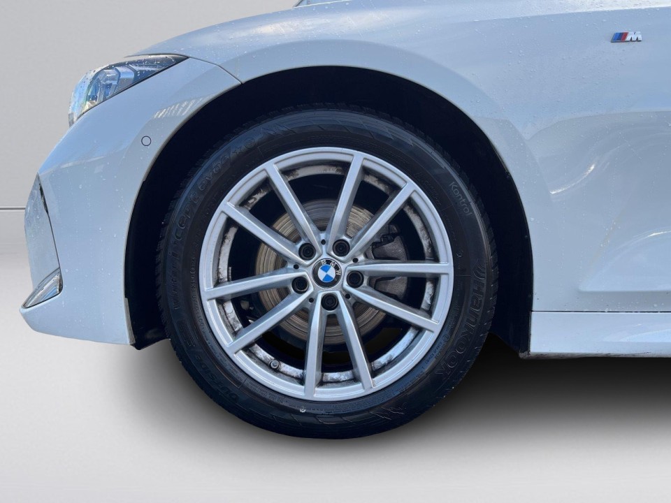 BMW Seria 3 320i xDrive - foto 13
