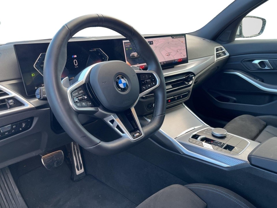 BMW Seria 3 320i xDrive - foto 9