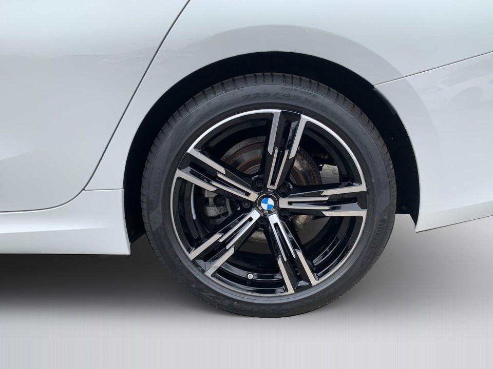 BMW Seria 3 320i - foto 28