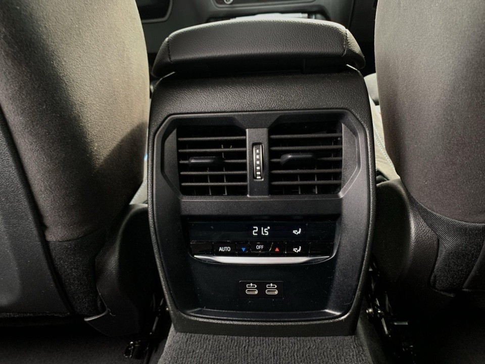 BMW Seria 3 320i - foto 21