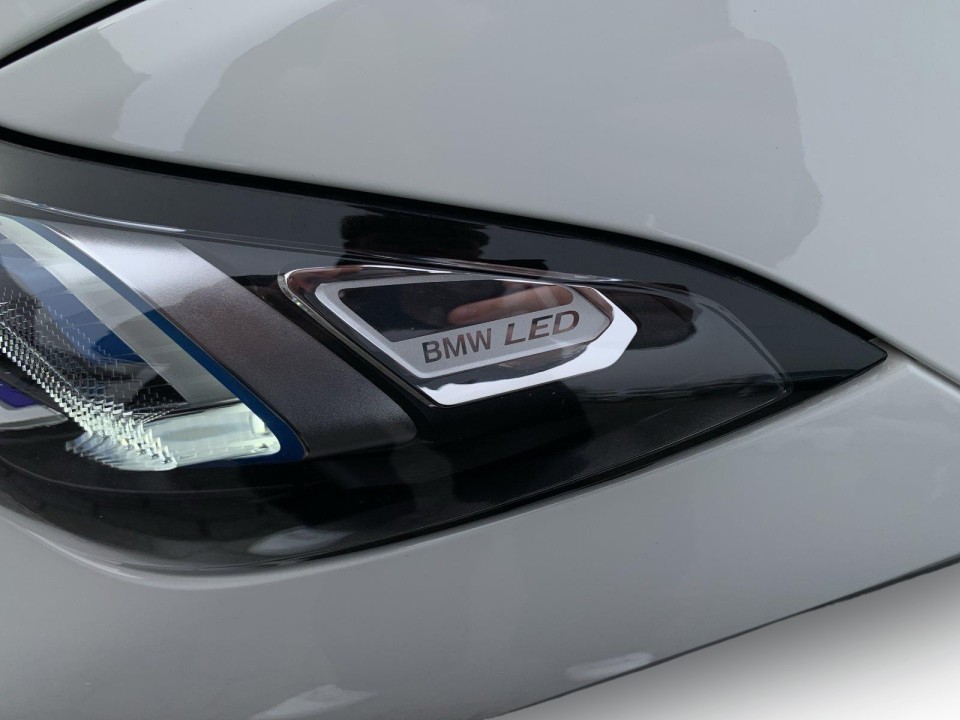 BMW Seria 3 320i - foto 27